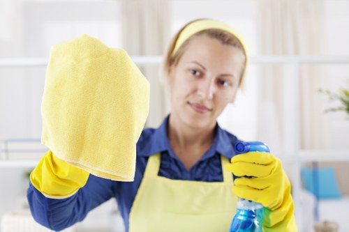 Professional move out cleaning service in a W12 flat and kitchen setting
