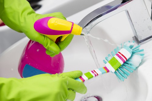 Free quote process for a busy W12 property service